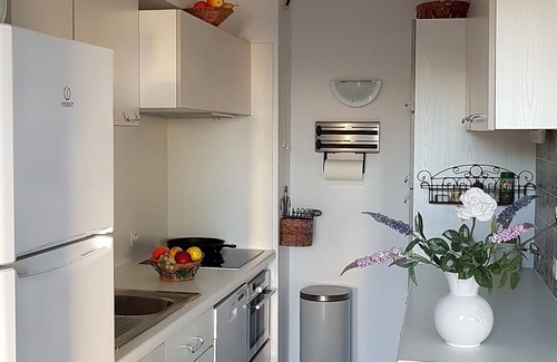 Saint-Raphael Apartment | Apartment with sea view, air conditioning, Wifi, parking, swimming pool, lift.