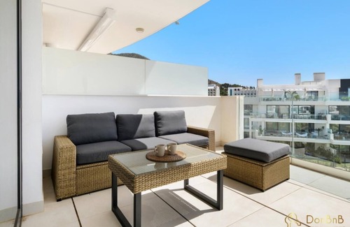 Fuengirola Apartment | Apartment with sea view in Higuerón West