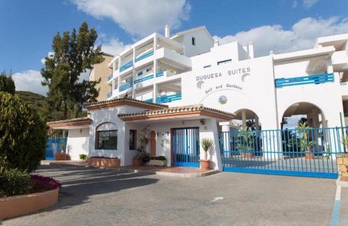 Castillo de Sabinillas Apartment | Apartment with Sea Views! Duquesa Suites Golf & Gardens