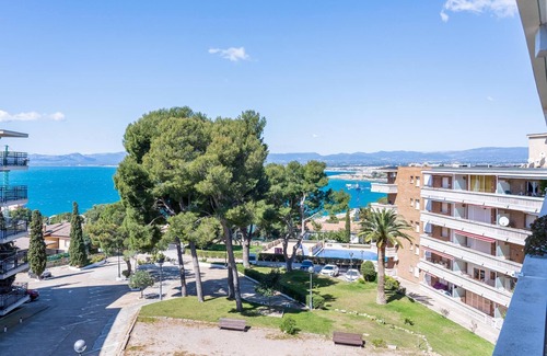Cap de Salou Apartment | Apartment with sea views only 9km Port Aventura