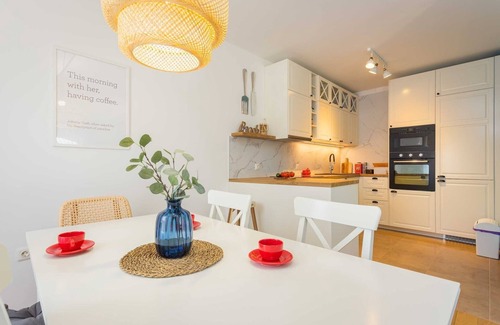 Liznjan Apartment | Apartment with shared swimming pool