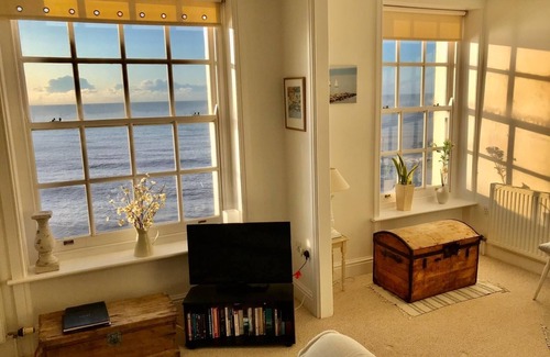 Sidmouth Apartment | Apartment with stunning sea view.