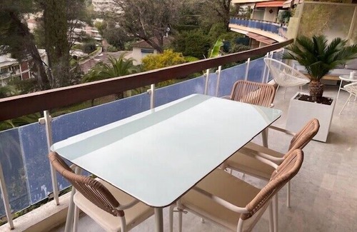 Le Cannet Apartment | Apartment with terrace in Le Cannet Colline