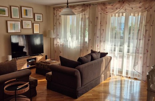 Lagiewniki Apartment | Apartment with terrace and garage