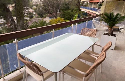 Le Cannet Apartment | Apartment with terrace in Le Cannet Colline