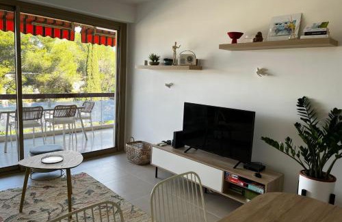 Le Cannet Apartment | Apartment with terrace in Le Cannet Colline