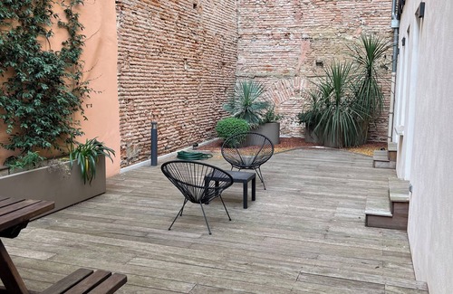 Capitole Apartment | Apartment with terrace and air-conditioning for 6 people -hyper centre-.