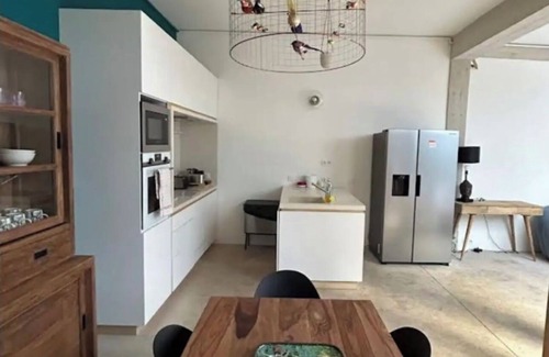 Quartier de la Goutte-d'Or Apartment | Apartment with terrace in the center of Paris