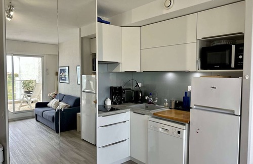 Royan Apartment | Apartment with terrace, ocean view and parking in Royan