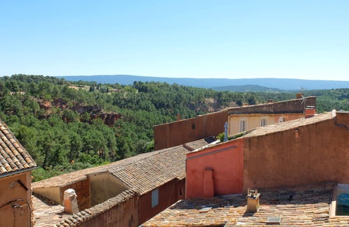 Roussillon Apartment | Apartment with view
