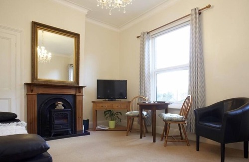 Bootham Apartment | Apartment with views of the City Walls 2