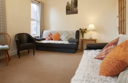 Bootham Apartment | Apartment with views of the City Walls 2