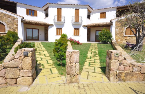 Budoni Apartment | Apartment with yard and shared pool, 500m from wonderful white sandy beach