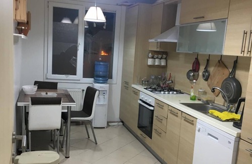 Pendik Apartment | Apartment within a Private Complex