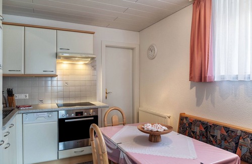 Nauders Apartment | Apartment "Wohlfühlnest" with Mountain View, Shared Sauna & Wi-Fi