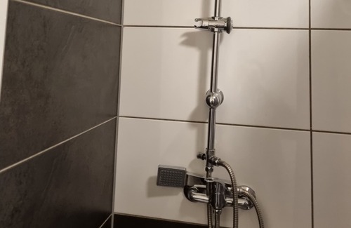 Krefeld Apartment | Apartment 'Wohnung, 2 Zimmer In Krefeld' with Wi-Fi