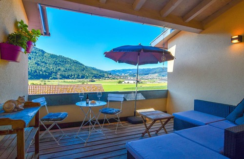 Fischerbach Apartment | Apartment 'Zum Krummholz' with Mountain View, Balcony and Wi-Fi