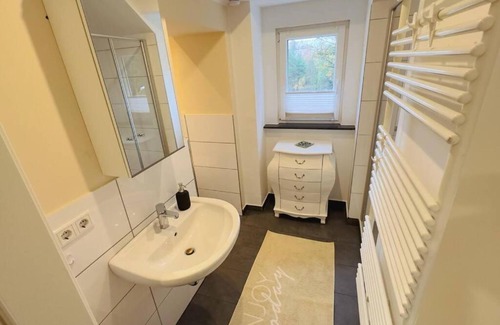 Stolberg Apartment | Apartment 'Zur Gelassenheit' with Shared Garden, Terrace and Wi-Fi