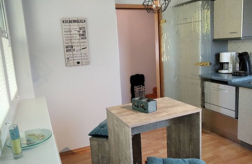 Grafschaft Apartment | Apartment 'Zweite Heimat' with Balcony and Wi-Fi