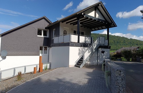 Grafschaft Apartment | Apartment 'Zweite Heimat' with Balcony and Wi-Fi