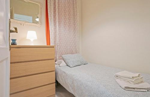 La Sagrada Familia Apartment | Apartmento Industria