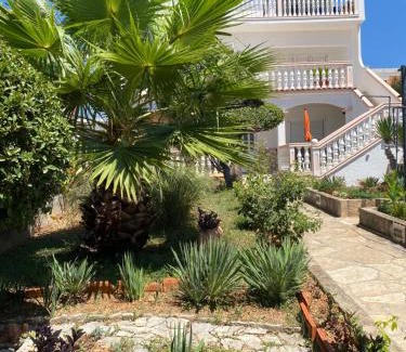 Pirovac Apartment | Apartments Čubrić
