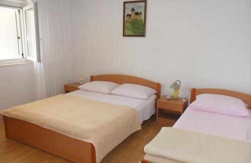 Pirovac Apartment | Apartments Čubrić