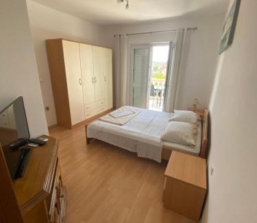 Pirovac Apartment | Apartments Čubrić