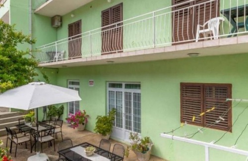 Istok Apartment | Apartments and Room Tattoo (111881-A2) - Makarska