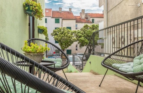 Istok Apartment | Apartments and Room Tattoo (111881-A2) - Makarska
