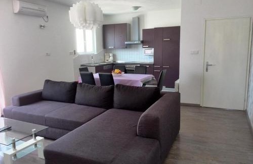 Kampor House | Apartments and rooms with a swimming pool Kampor, Rab - 12773
