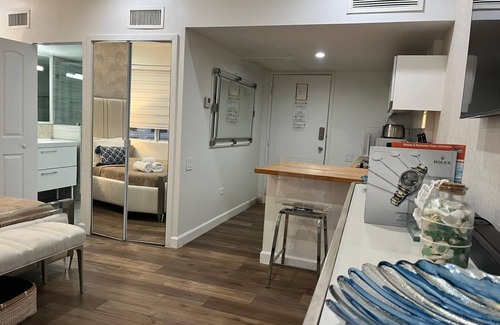 South of Fifth Apartment | Apartments at 100 Collins