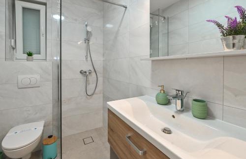 Zrce Apartment | Apartments Break with pool