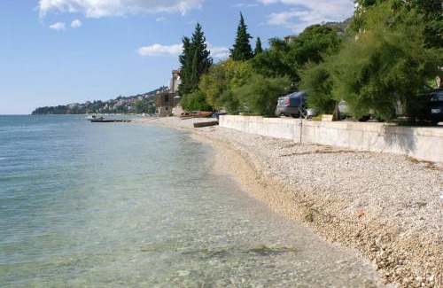 Brist Apartment | Apartments by the sea Brist, Makarska - 15714