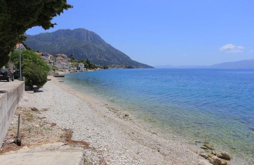 Brist Apartment | Apartments by the sea Brist, Makarska - 15714