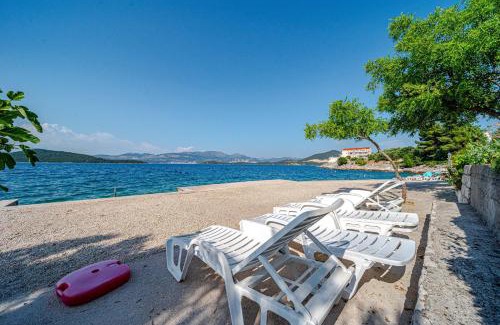 Dubrava Apartment | Apartments by the sea Cove Pjestata, Peljesac - 10236
