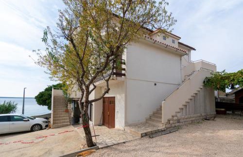 Mandre Apartment | Apartments by the sea Mandre, Pag - 4101