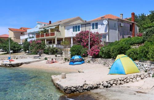 Mandre Apartment | Apartments by the sea Mandre, Pag - 4101