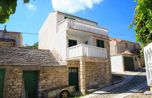 Rukavac Apartment | Apartments by the sea Rukavac, Vis - 2478