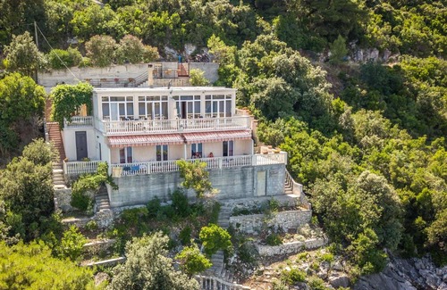 Sobra Apartment | Apartments by the sea Sobra, Mljet - 15993