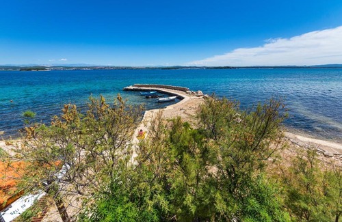 Kraj Apartment | Apartments by the sea Tkon, Pasman - 12346