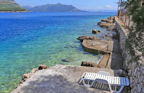 Trstenik Apartment | Apartments by the sea Trstenik, Peljesac - 10110