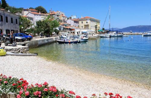 Valun Apartment | Apartments by the sea Valun, Cres - 16714