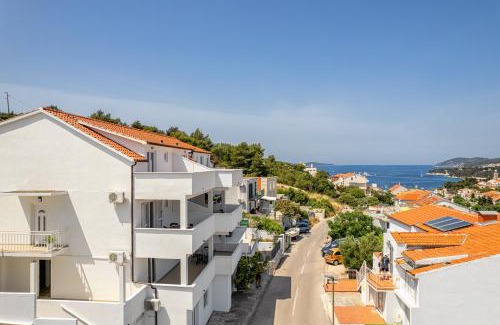 Krizna luka Apartment | Apartments Dobrila 1