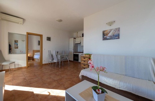 Zavala Apartment | Apartments Ena (33981-A2) - Zavala - island Hvar