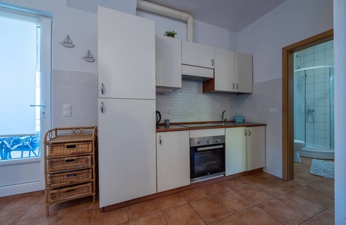 Zavala Apartment | Apartments Ena (33981-A1) - Zavala - island Hvar