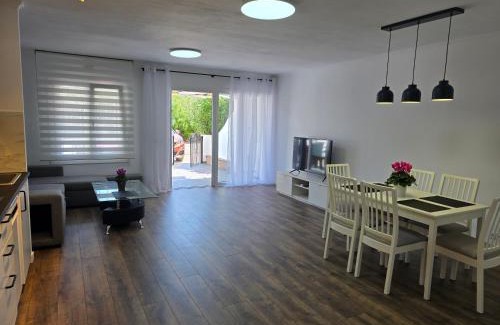 Alcorrin Apartment | Apartments Guadalupe