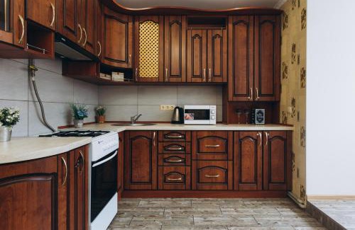 Zarichnyi District Apartment | Apartments Faraon neer Manufaktura