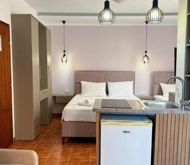 Gjerana Apartment | Apartments Fat e Jet - Pool & Breakfast