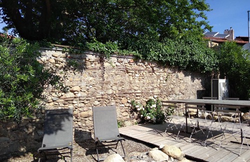 Maureillas-Las-Illas Apartment | Apartments in a former cork factory, near the Spanish border u. Mediterranean Sea